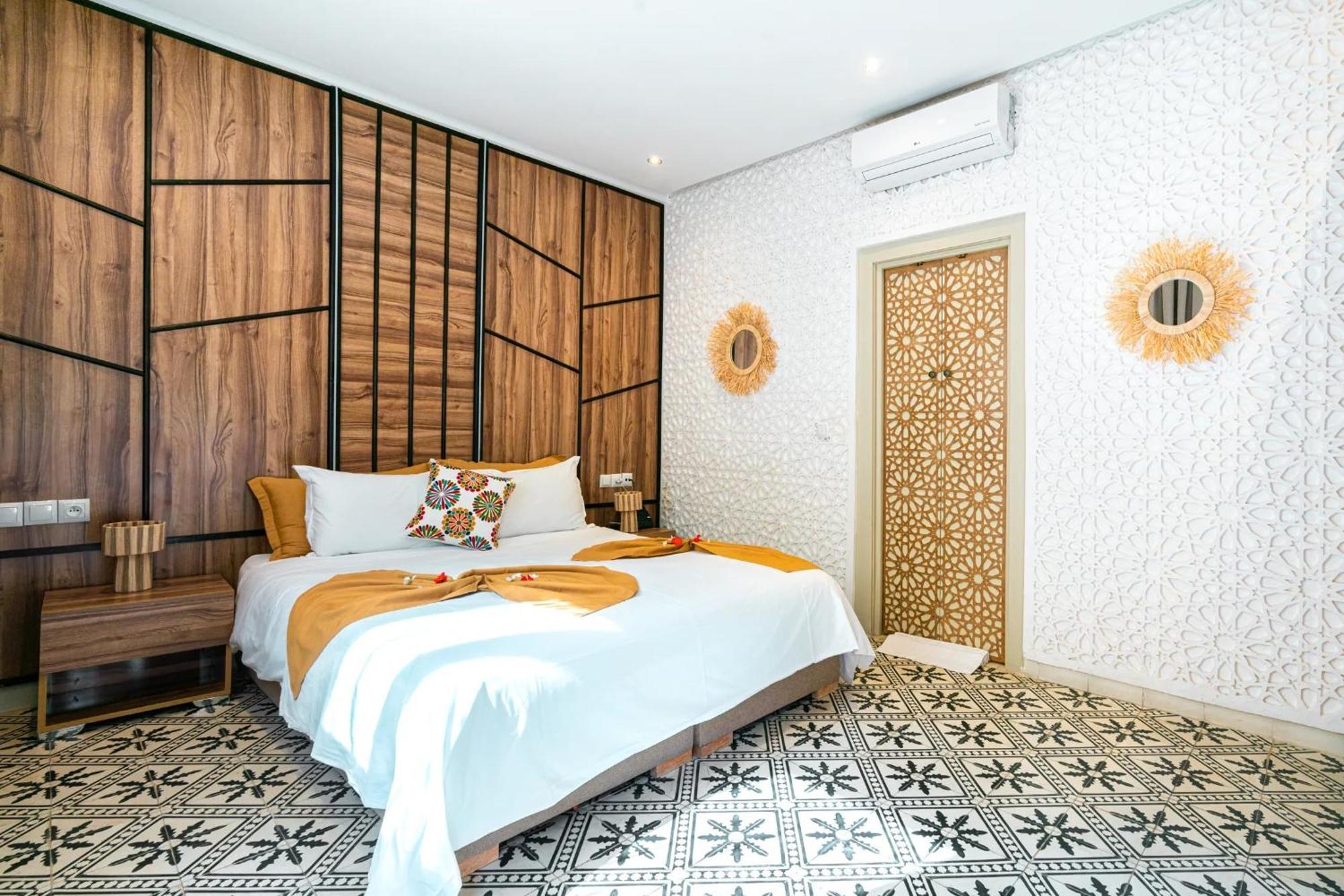 Yanis Guest House มาร์ราเกช ภายนอก รูปภาพ