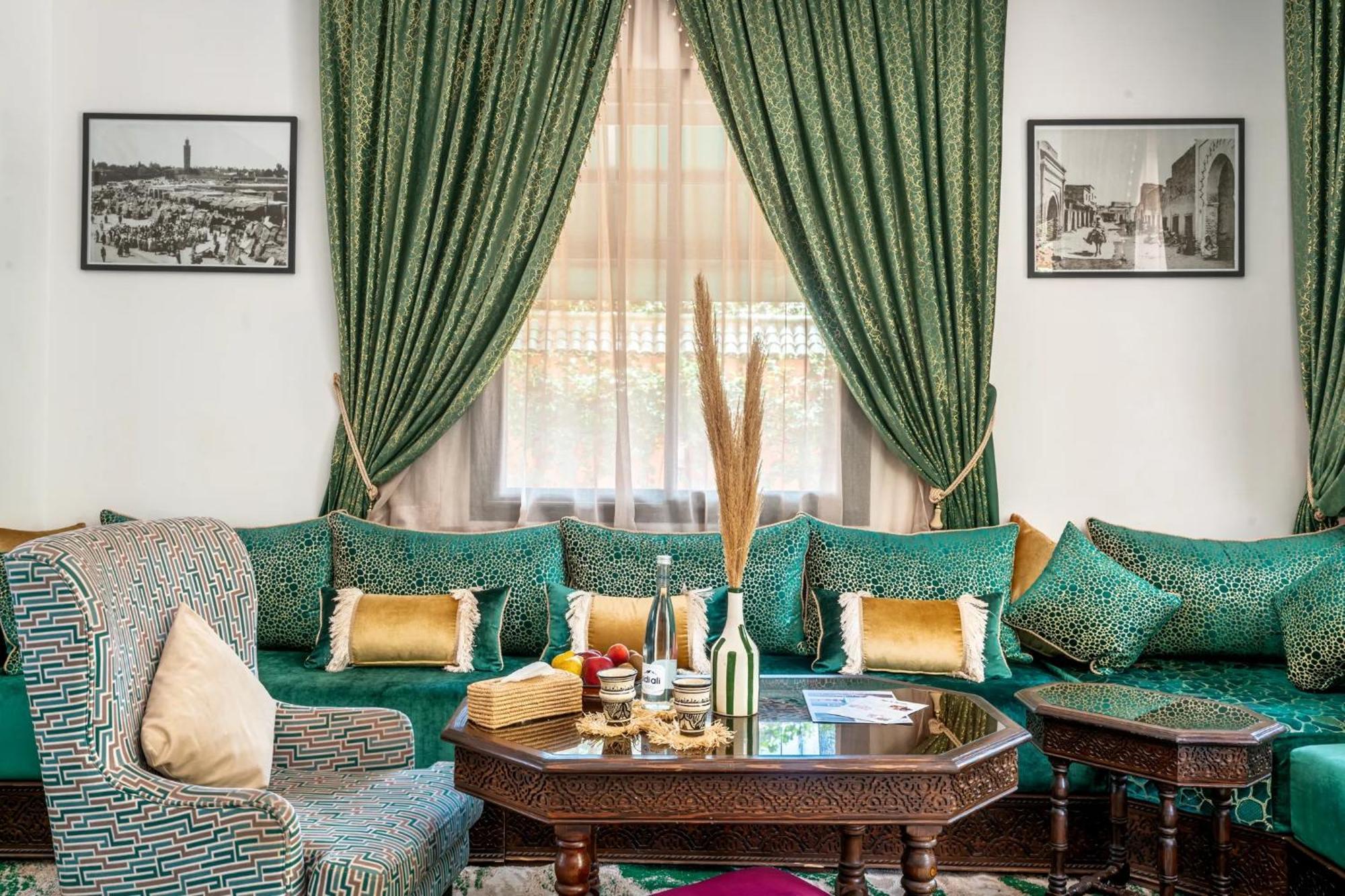 Yanis Guest House มาร์ราเกช ภายนอก รูปภาพ