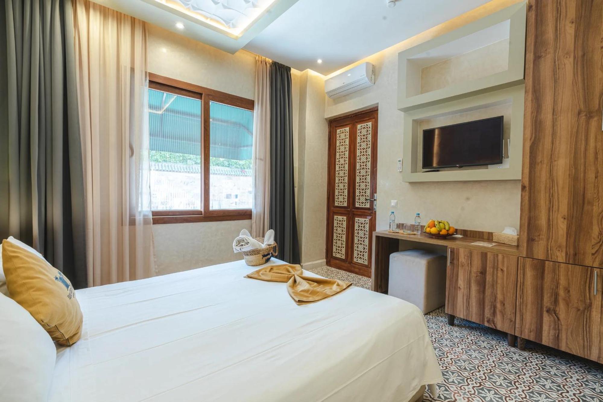 Yanis Guest House มาร์ราเกช ภายนอก รูปภาพ