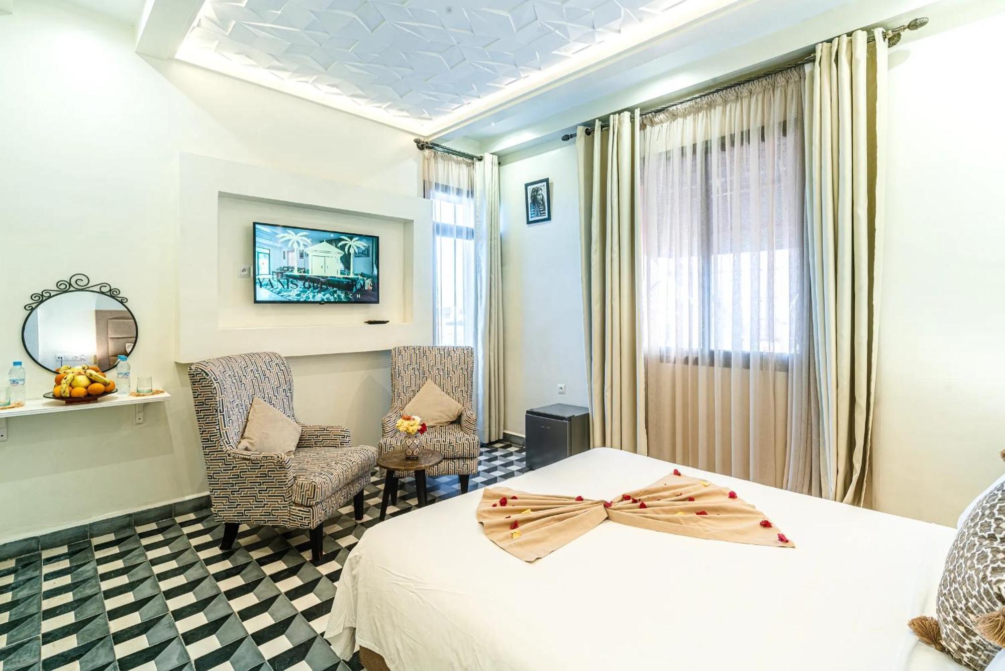 Yanis Guest House มาร์ราเกช ภายนอก รูปภาพ