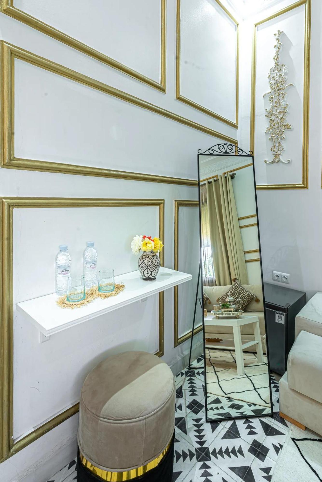 Yanis Guest House มาร์ราเกช ภายนอก รูปภาพ